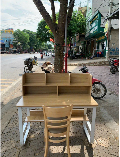 bàn học có kệ - tự nhiên